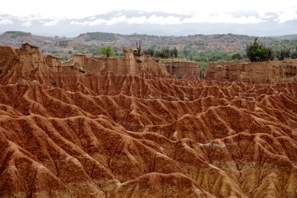 Foto de desierto de Tatacoa en Colombia, un reconocido destino turístico