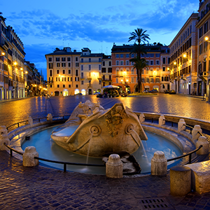 Fuente Barcaccia en Roma, Italia